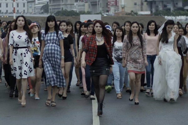 Diễn viên quần chúng Việt Nam: Cực khổ, thù lao thấp nhưng vẫn vui - Ảnh 2