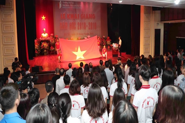 5 trường đào tạo diễn viên ở Hà Nội uy tín, ra trường xin được việc ngay - Ảnh 1